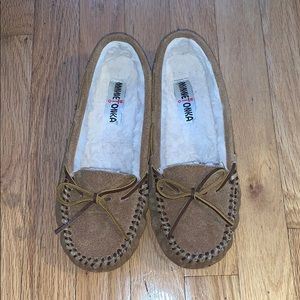 Minnetonka fuzzy slippers